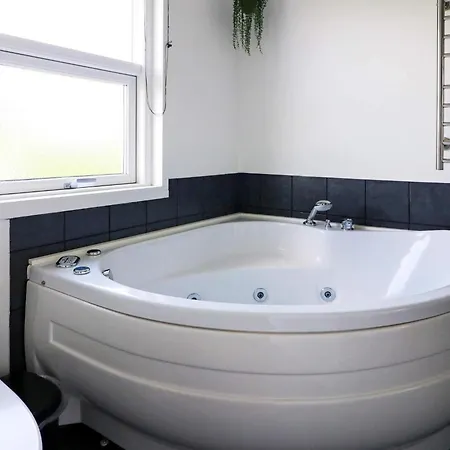 12 Person In Hadsund-by Traum * Nørre Hurup